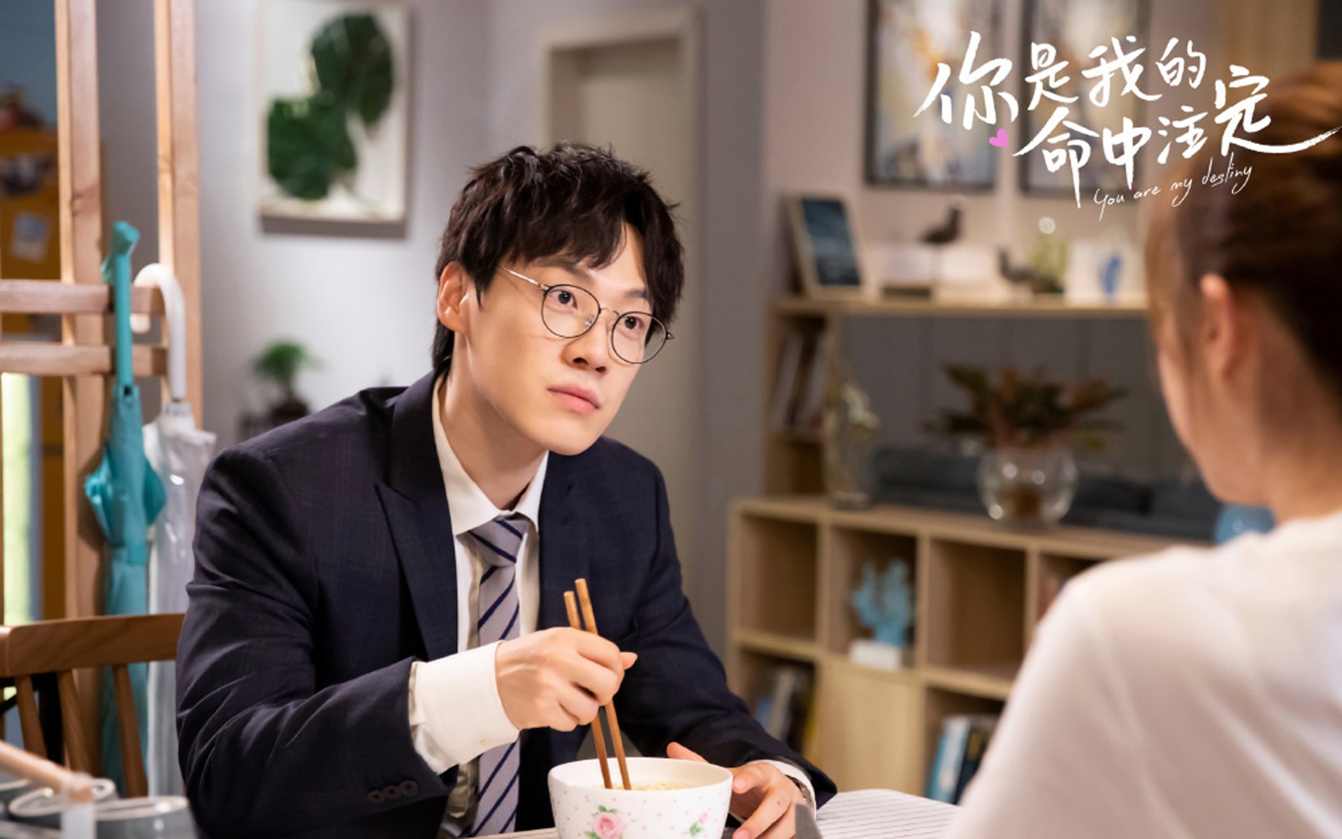 日本代表团以巴黎奥运会为目标，视亚运会为“试金石”。，奥运会日本代表团入场