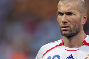 AYX GAMING-瑞安：从新星到全黑队主力，全面提升球队实力，瑞安贴吧